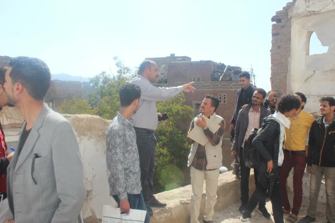 تنفيذ حملة مسوحات ميدانية في صنعاء القديمة لطلاب المعماري