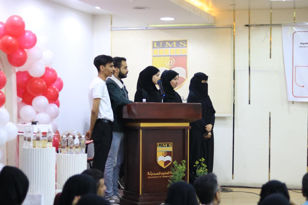 مناقشة مشاريع تخرج قسم اذاعة وتلفزيون