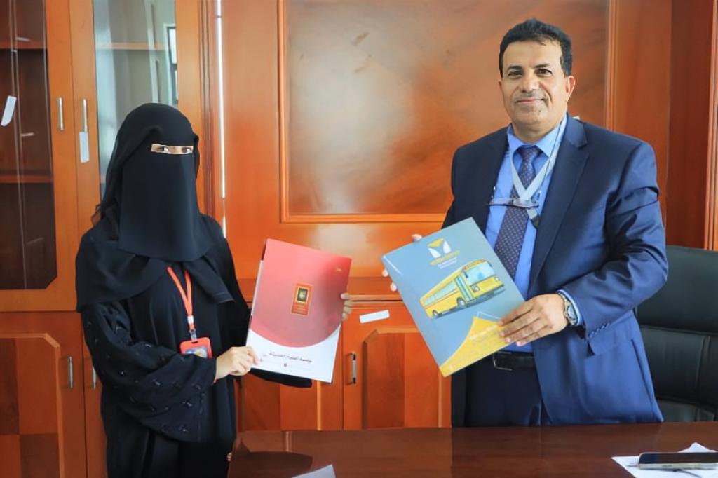 جامعة العلوم الحديثة توقع اتفاقية عمل وتعاون مع شركة 