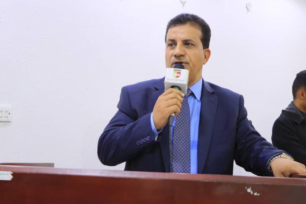 جامعة العلوم الحديثة تكرّم أوائل طلبة كلية الهندسة وتكنولوجيا المعلومات
